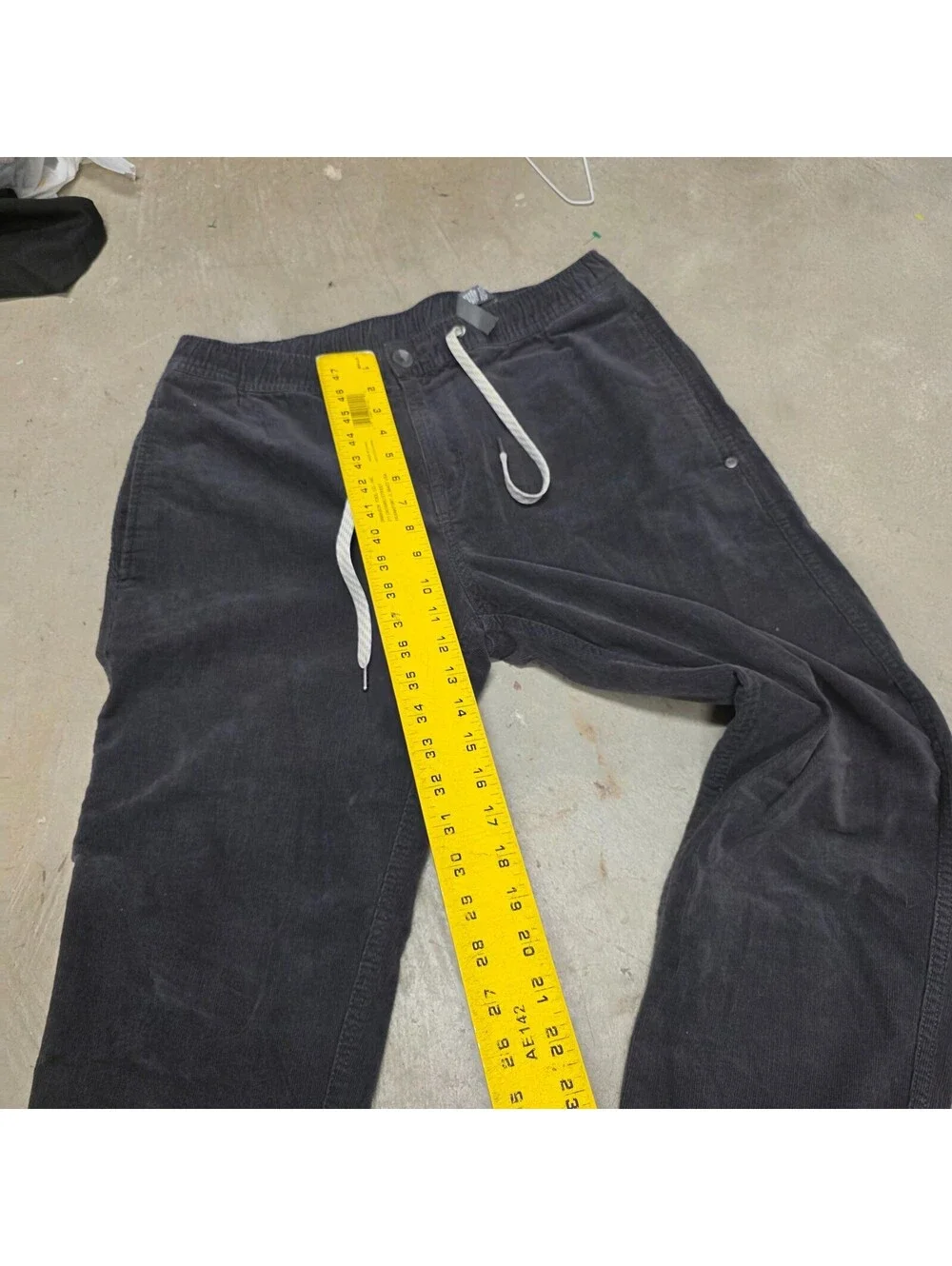 Vuori Optimist Pants Mens Gray Corduroy Elastic Waist Casual M  V440